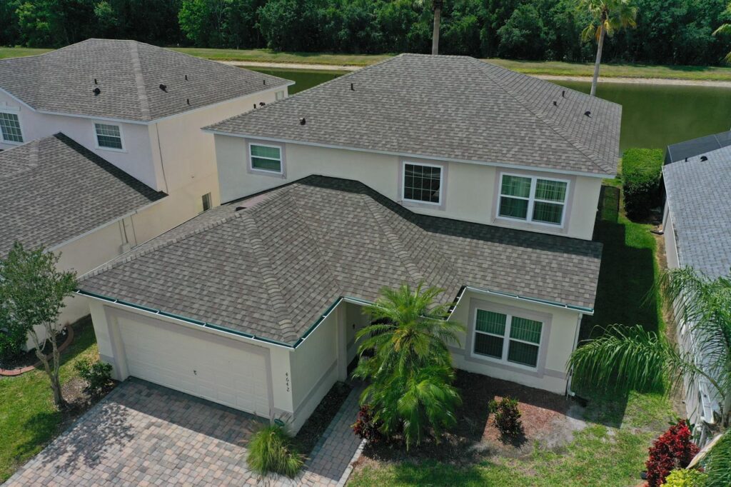 Shingle roofing services in Orlando